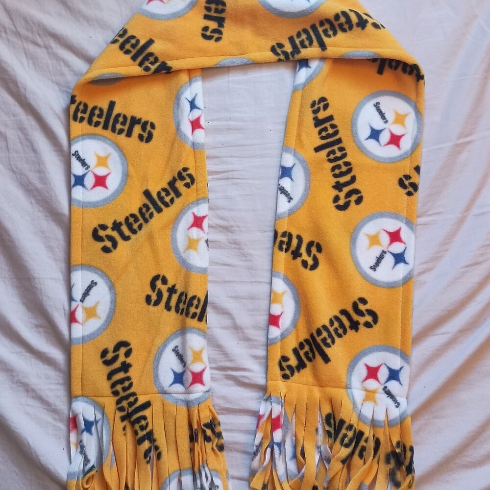 Pittspurgh Steelers NFL team scarf
